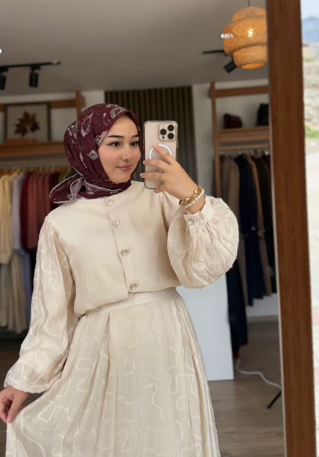 Eymir Cömert Kadın Escort Büşra