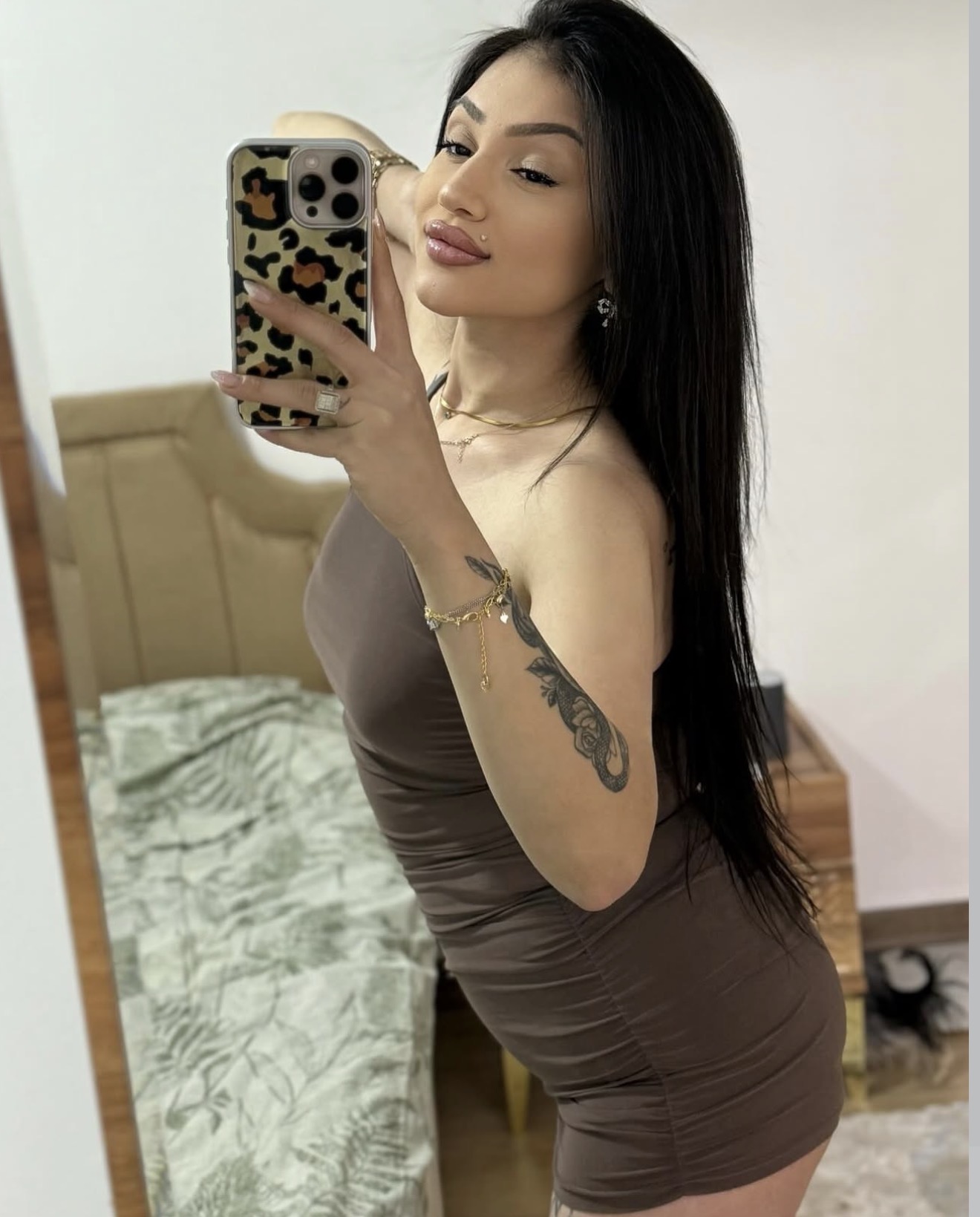 Kiziroğlu Oral Bayan Escort Nazım