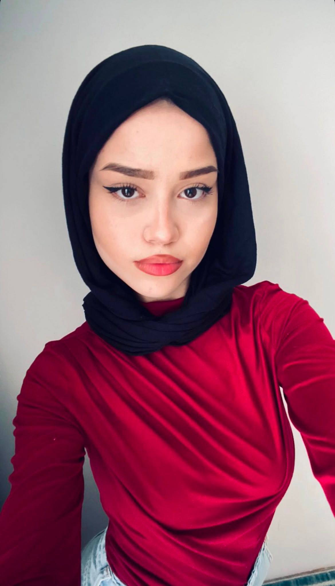 Andıran Aşkı Arayan Kadın Escort Bayan Müjde