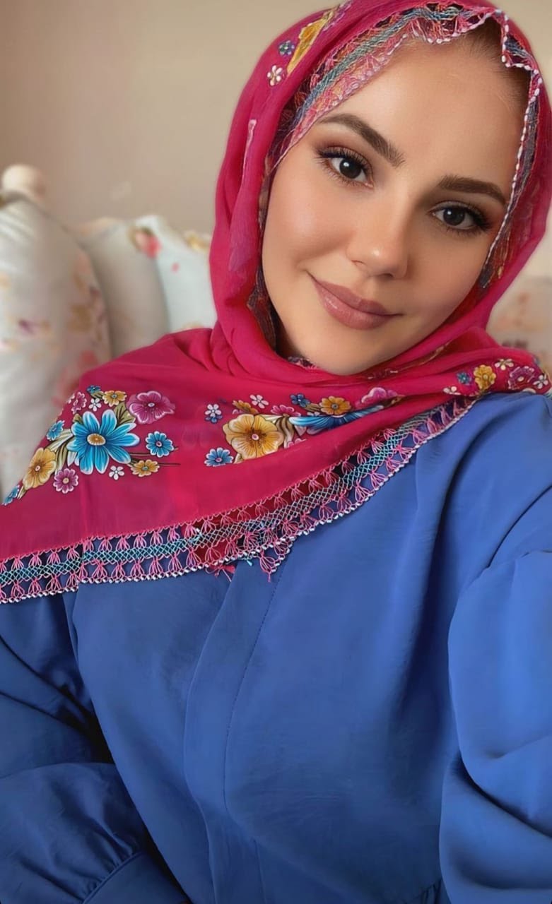 Savadiye Zeki ve Güzel Kadın Escort Bayan İdil