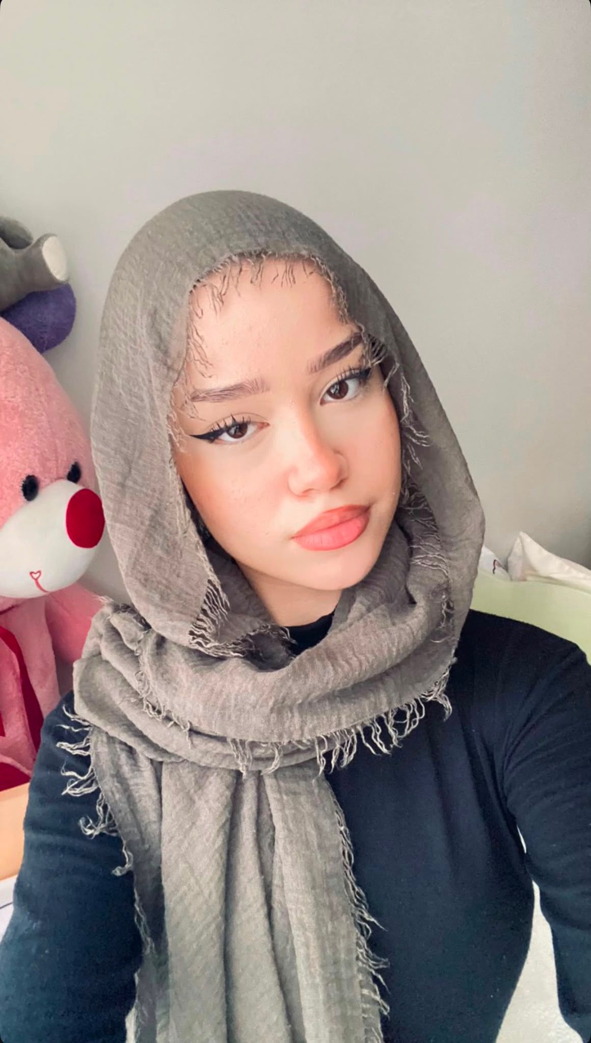 Armutlu Titiz Escort Tanya